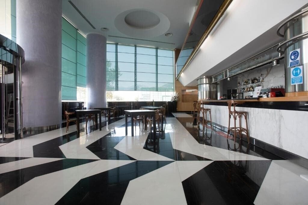 Hotel Grand Hotel Salerno 4*