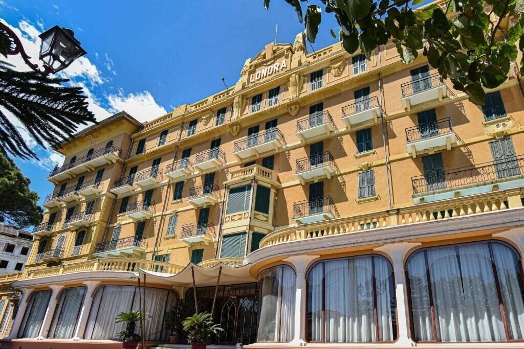 Hotel Grand Hotel Londra 4*