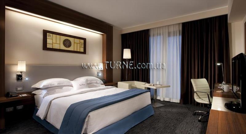 Imaginea Doubletree by Hilton Hotel Olbia 4*