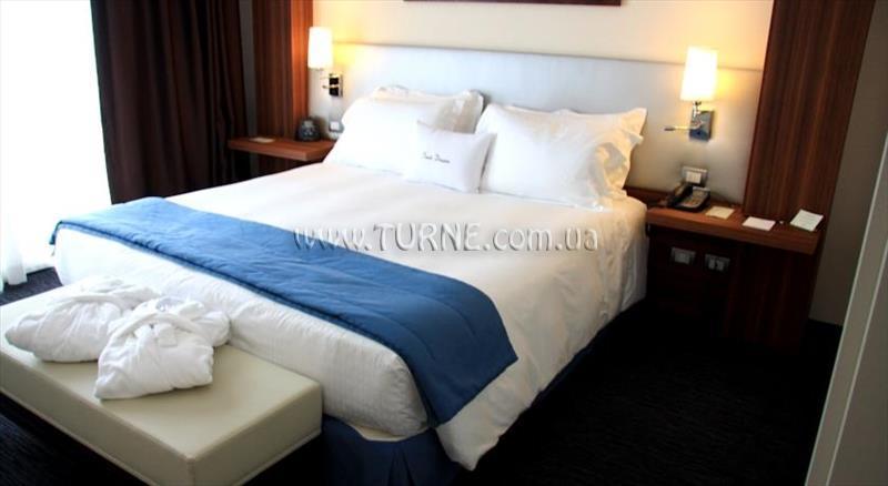 Imaginea Doubletree by Hilton Hotel Olbia 4*