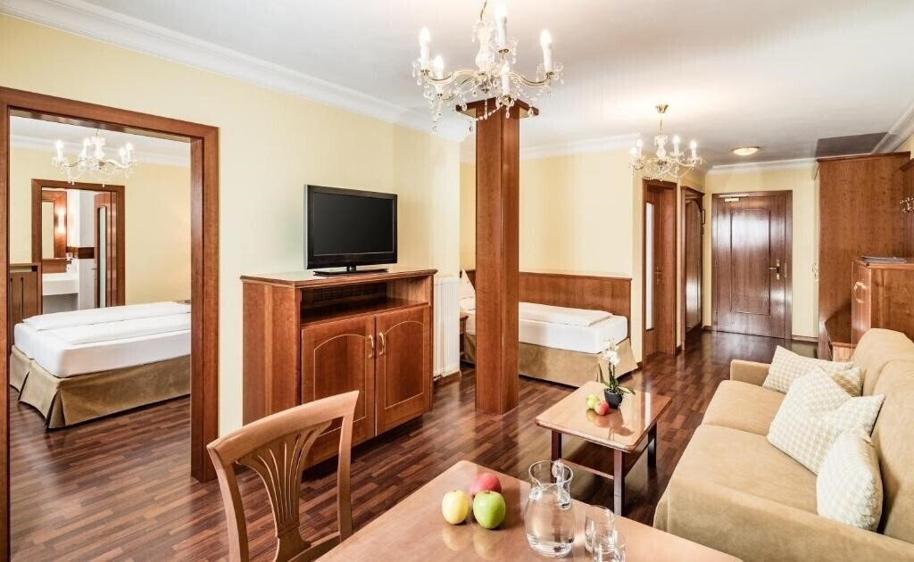 Fotografii Oswald 4*