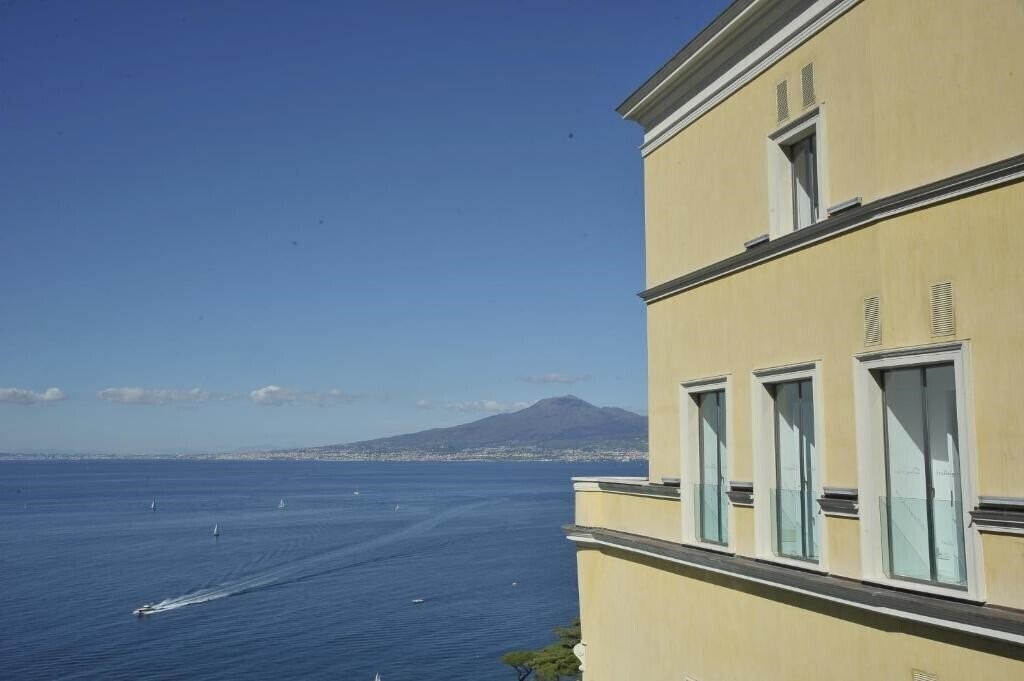 Imaginea Grand Hotel Angiolieri (Vico Equense) 5*