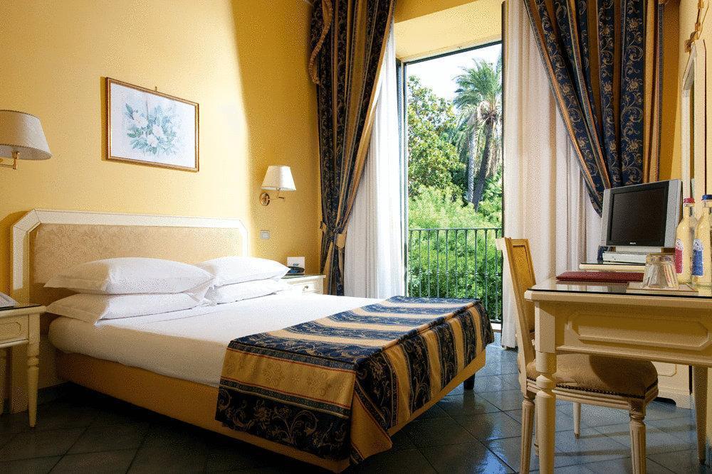 Imaginea Imperial hotel Tramontano 4*