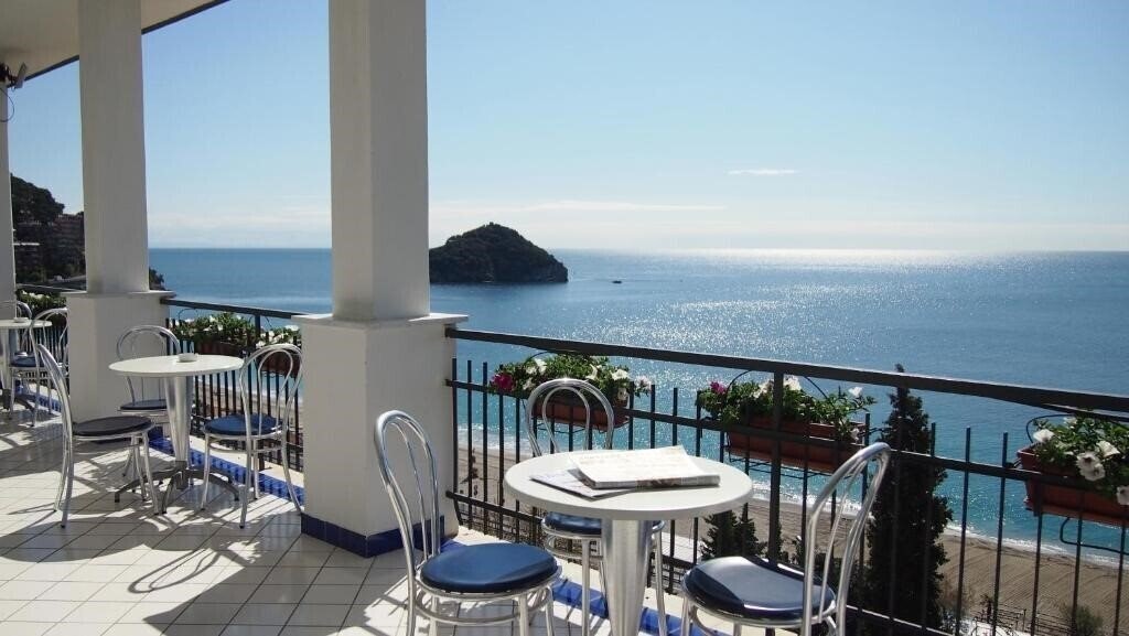 Hotel Acqua Novella 4*