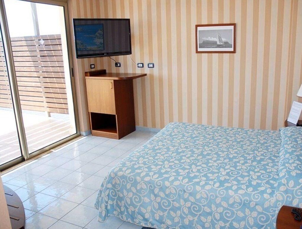 Fotografie Hotel Lapprodo, Bb (Террачина) 4*