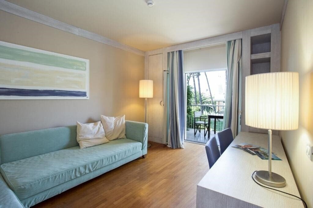 Imaginea Green Park Resort (Calambrone) 4*