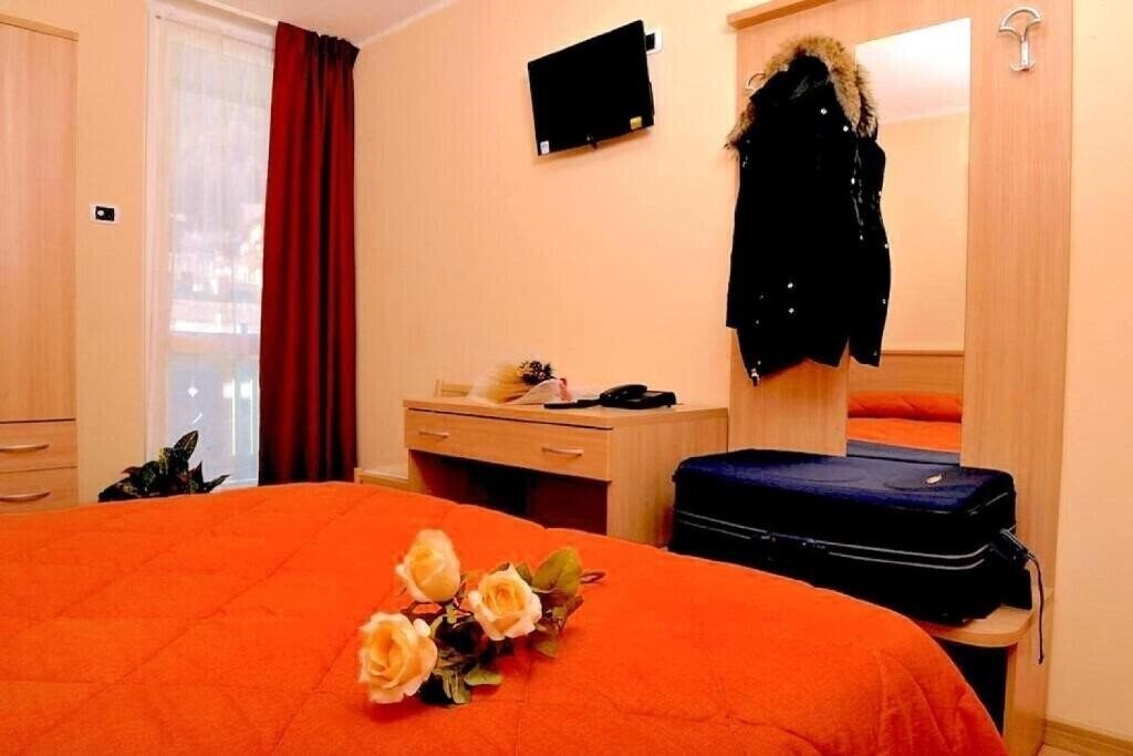 Imaginea Monclassico отель без категории