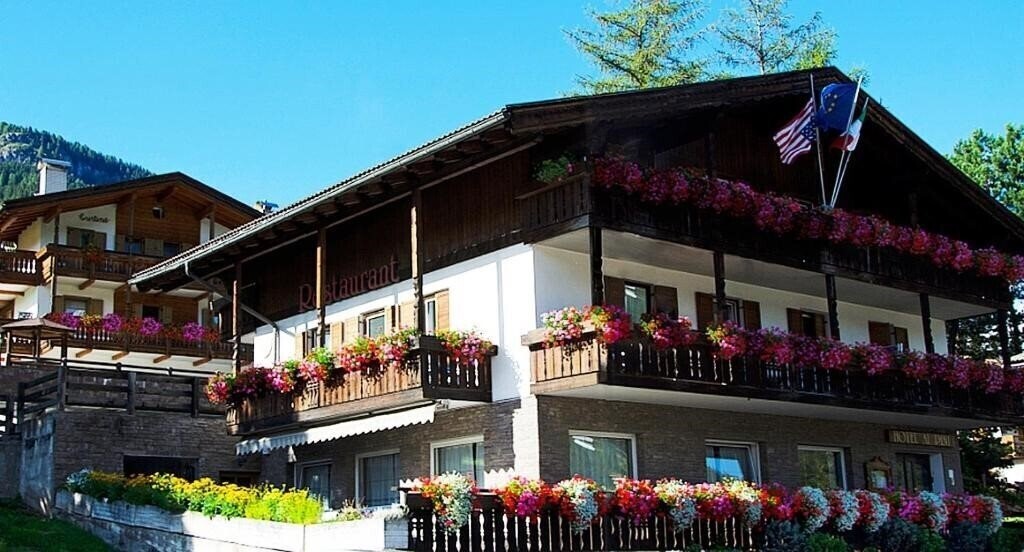 Hotel Ai Pini 3*