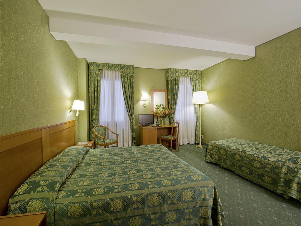 Hotel Spagna 3*