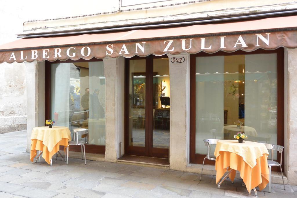 Hotel San Zulian 3*