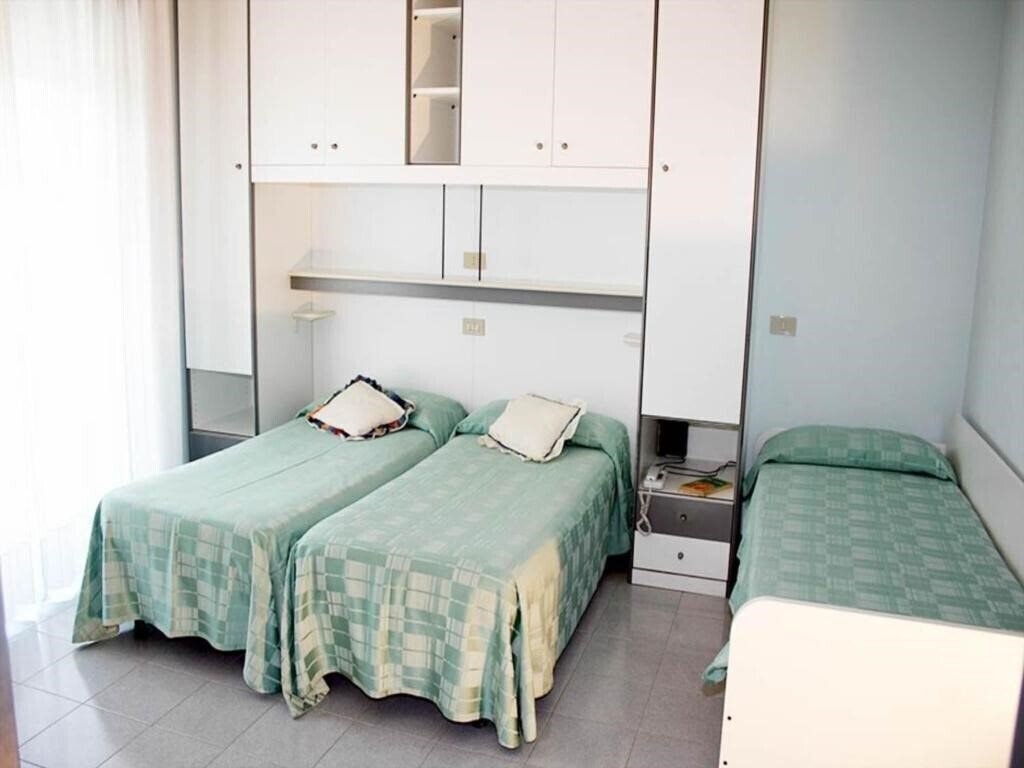Imaginea New Tiffany'S Park 4*