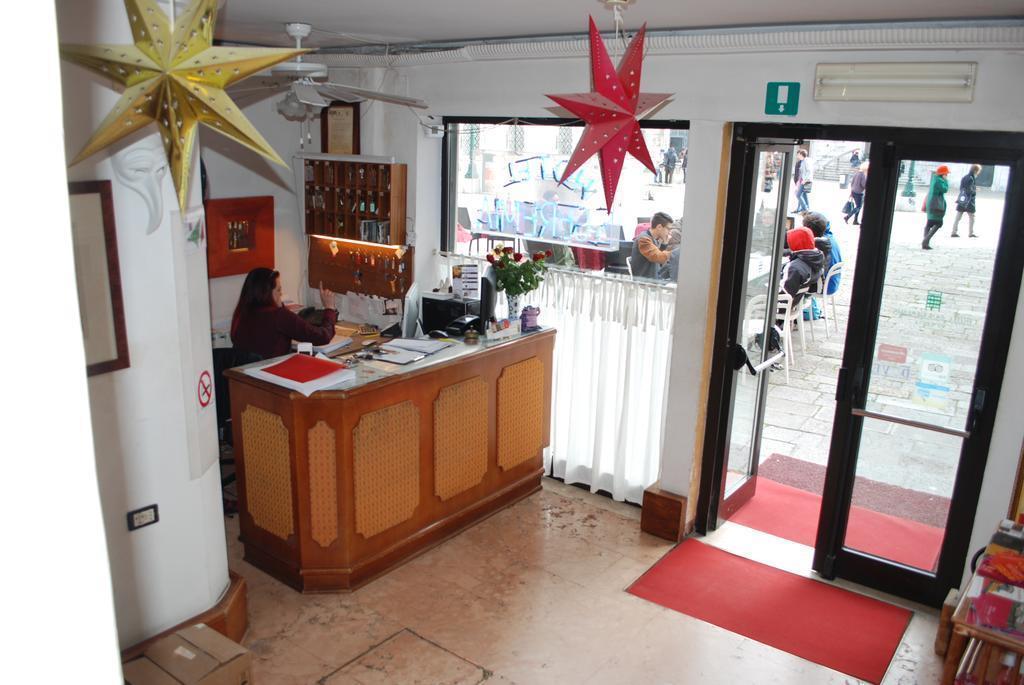 Imaginea San Geremia Hotel 2*