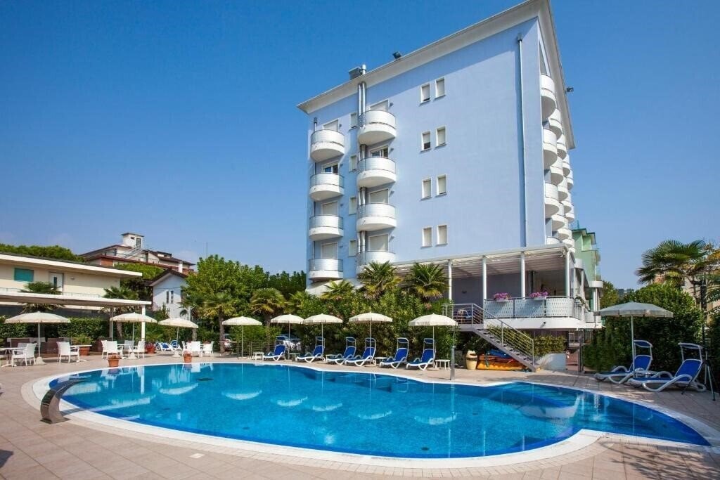 Hotel Helios 4*