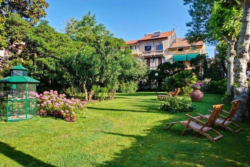 Изображение Grand Hotel Royal 4*