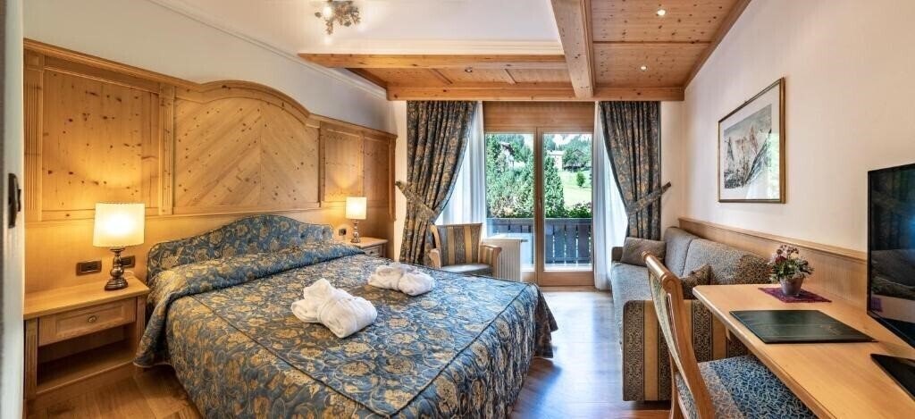 Hotel Alpen Corona 4*