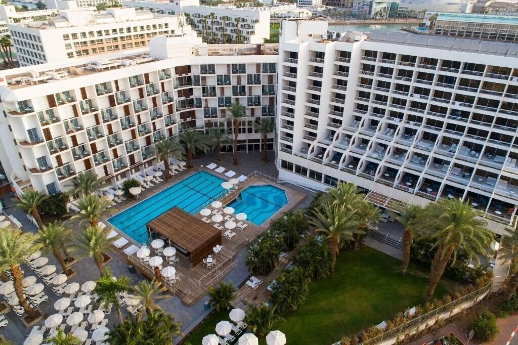 Hotel Isrotel Sport Club 4*
