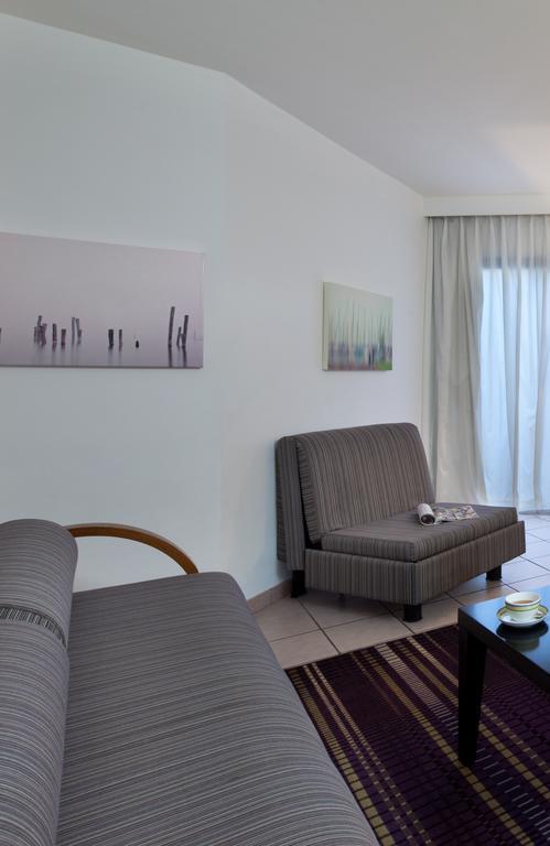 Imaginea Isrotel Riviera 3*