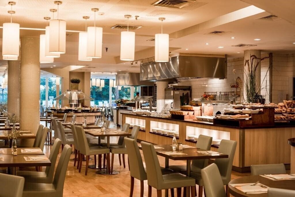 Imaginea Astral Topaz Hotel 3*