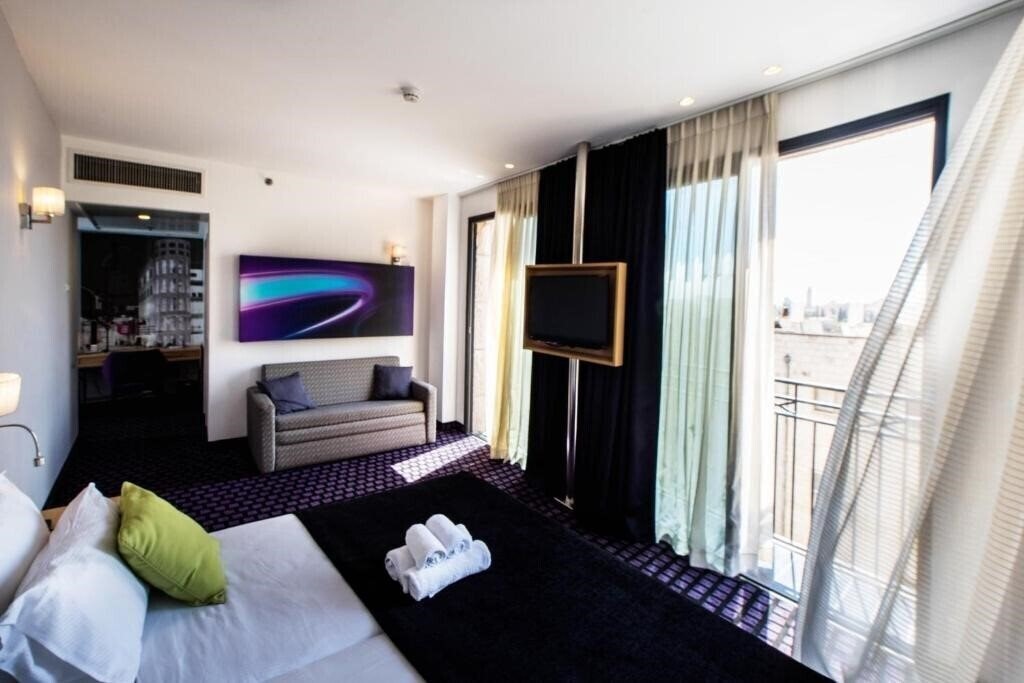 Imaginea Eyal Hotel 4*