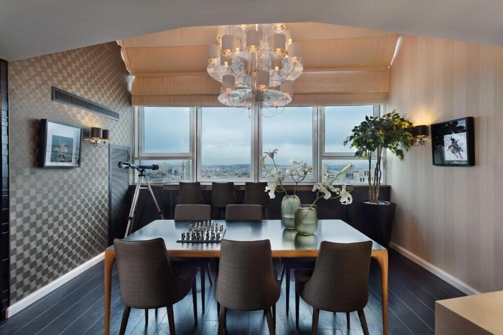 Imaginea 21st Floor Hotel 3*