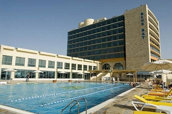 Отель Blue Bay 4*