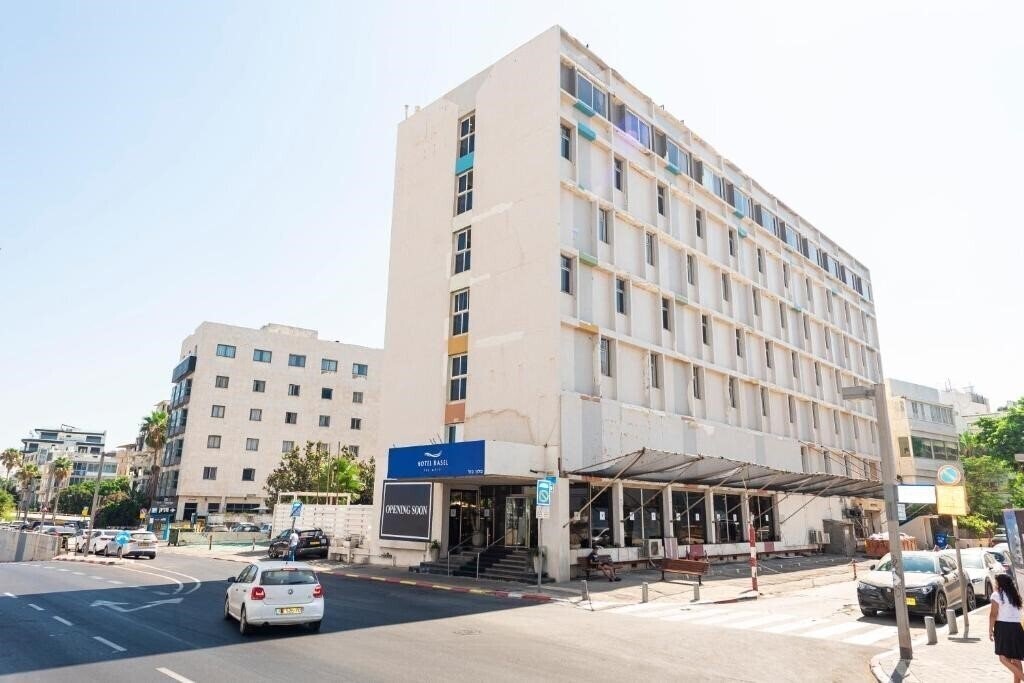 Hotel Leonardo Basel 4*