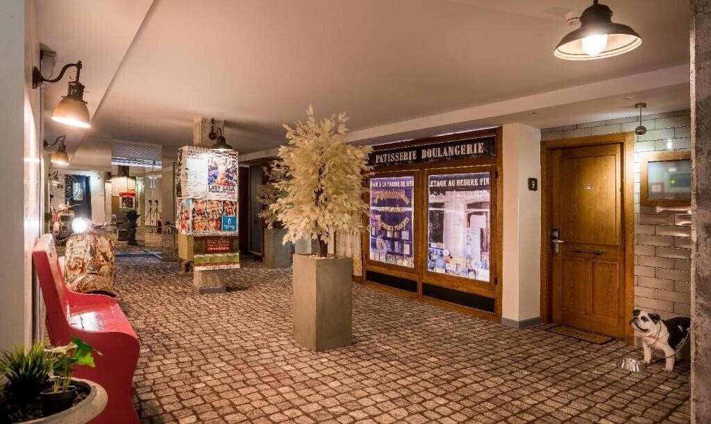 Imaginea Embassy Hotel Tel Aviv 3*