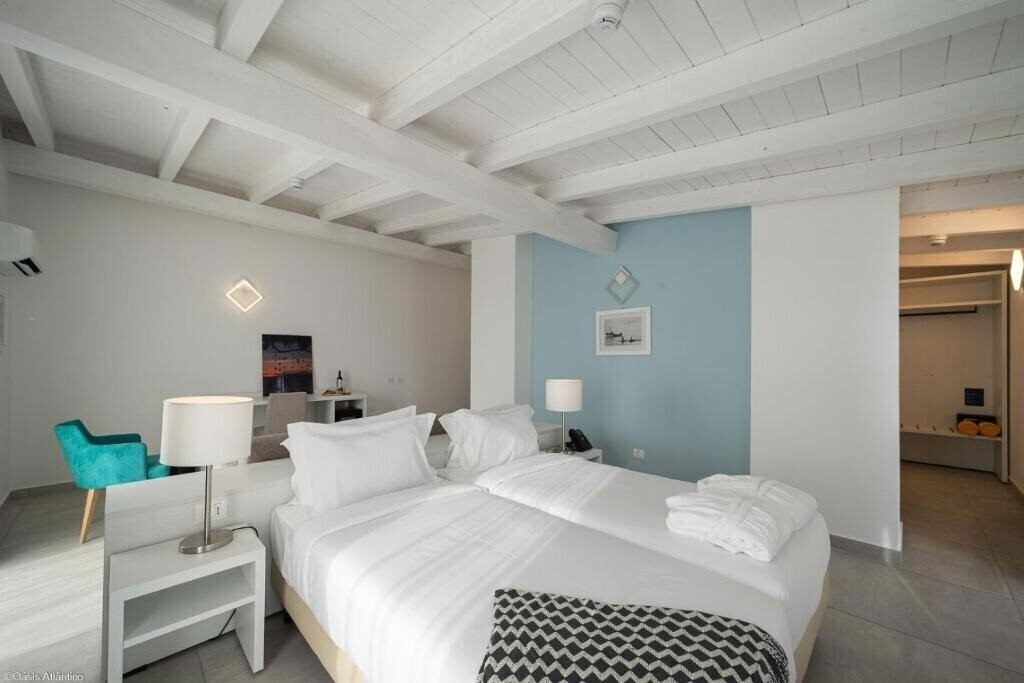 Fotografii Oasis White 4*