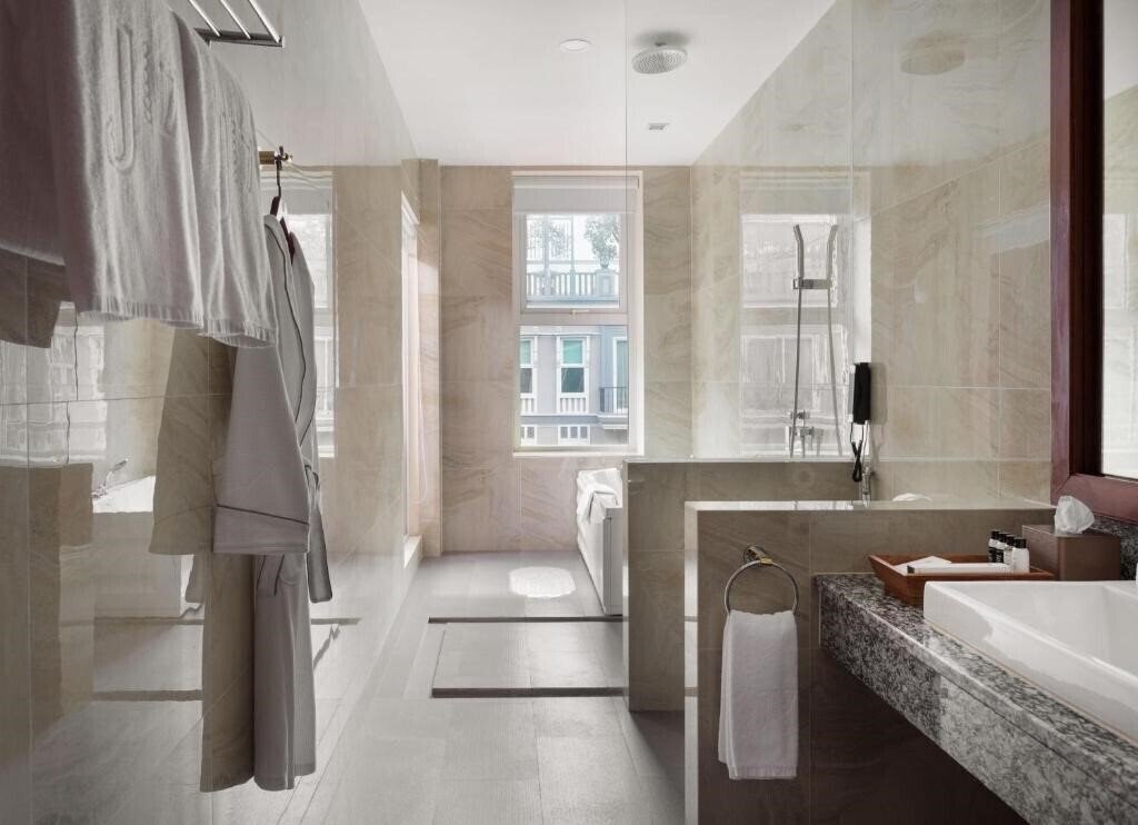 Fotografie J7 Angkor 5*