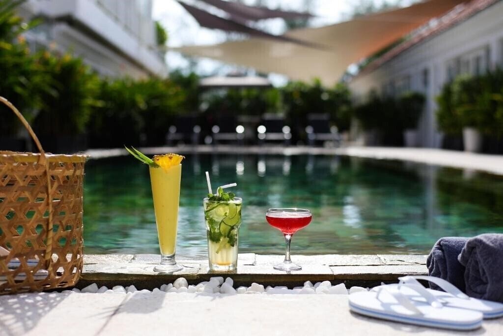 Imaginea White Boutique Hotel 3*