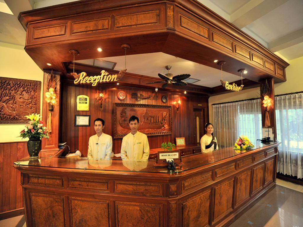 Imaginea City River 3*