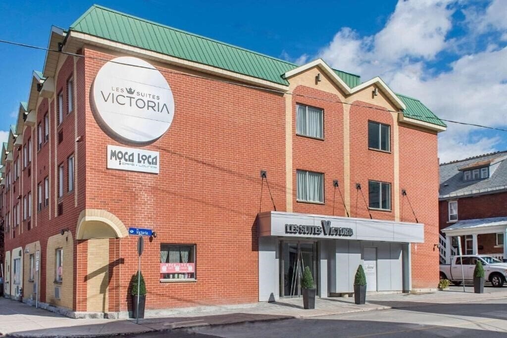 Отель Les Suites Victoria An Ascend Hotel Collection 3*