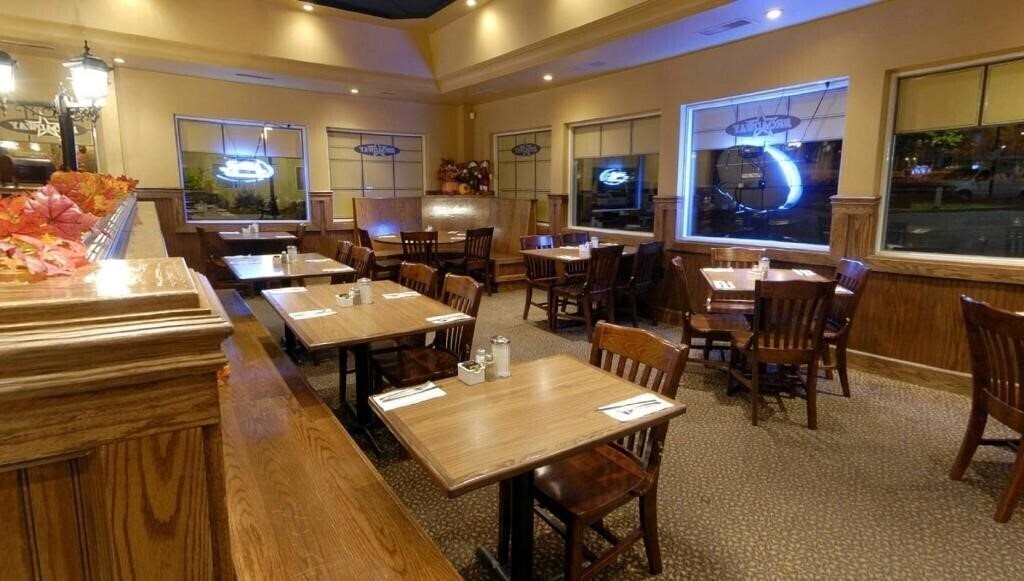 Imaginea Travelodge Ottawa East 3*