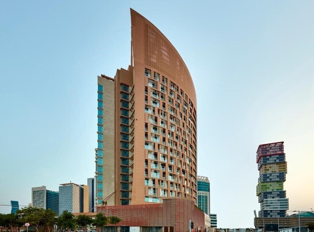 Hotel Staybridge Suites Doha Lusail 4*