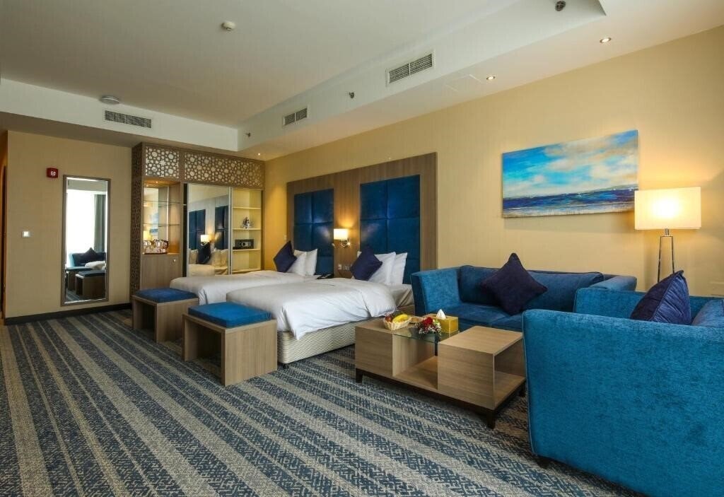 Fotografii The Castle Premium Hotel 3*