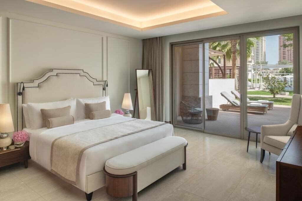 Картинка The St. Regis Marsa Arabia Island, The Pearl Qatar 3*