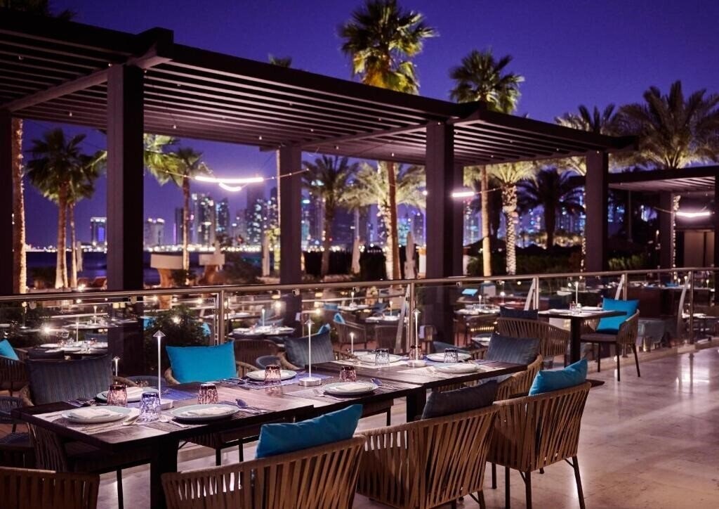 Фотография Intercontinental Doha Beach & Spa, An Ihg Hotel 5*