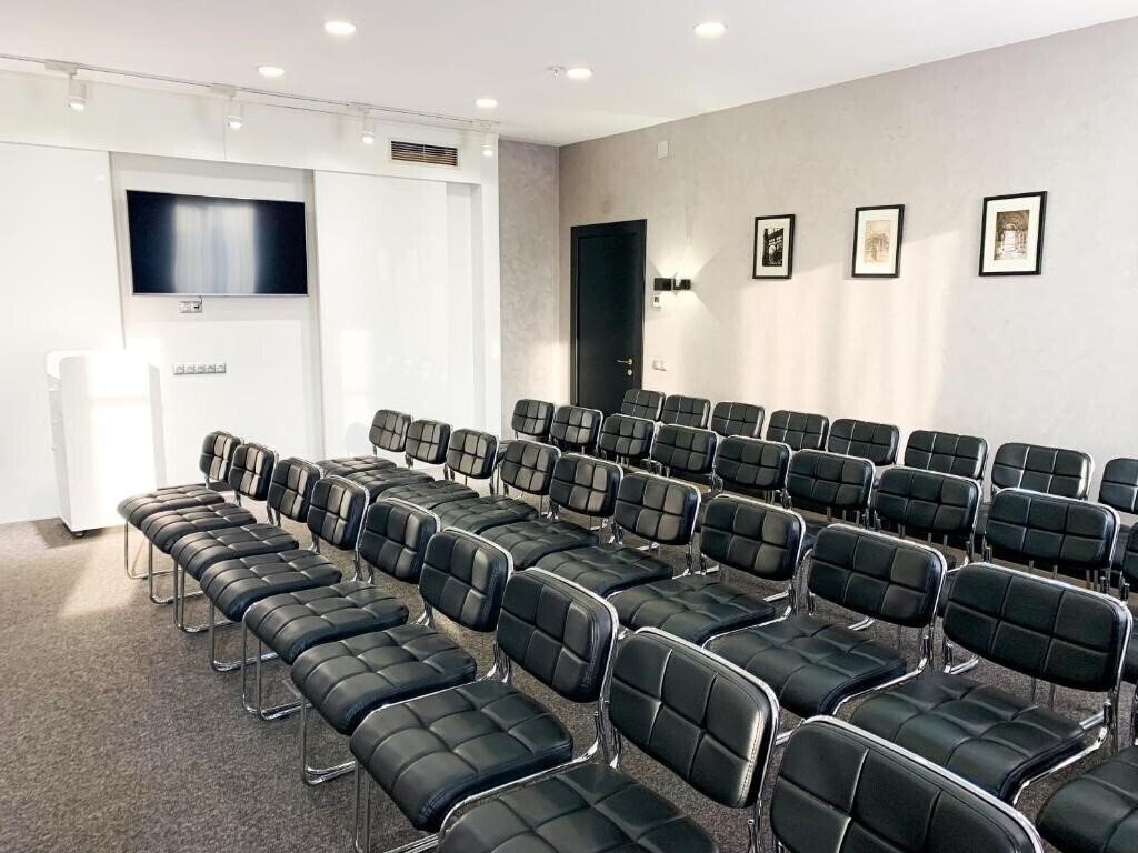 Imaginea Reikartz Sky Almaty 4*