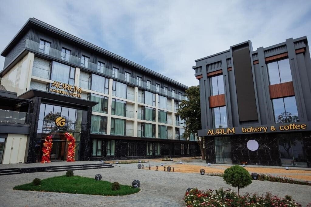 Hotel Aurum Garden Hotel 3*
