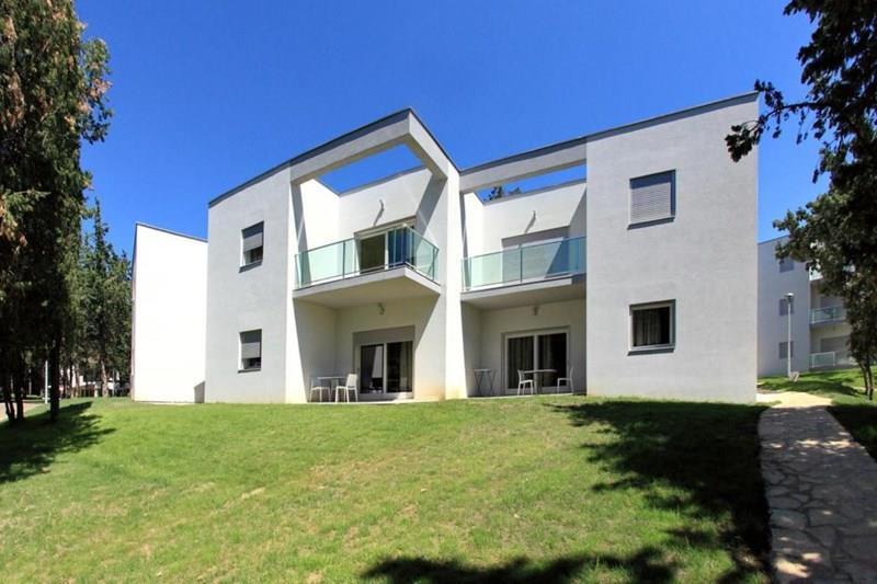 Hotel Crvena Luka Resort 4*