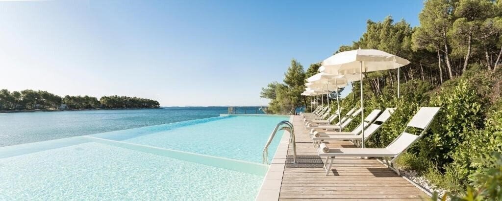 Изображение Crvena Luka Apartments And Villas 4*