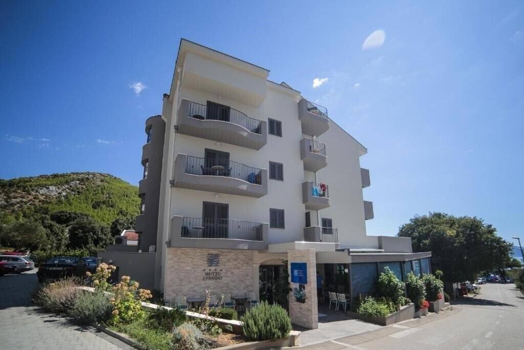 Hotel Hotel Ivando 4*