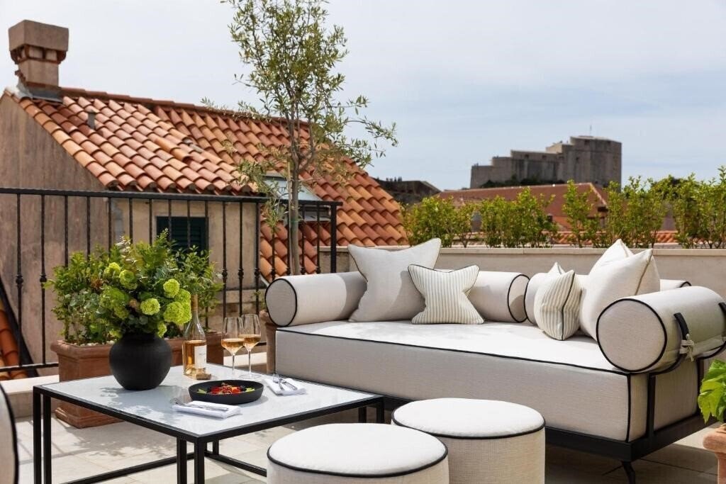 Fotografie Stari Grad 3*