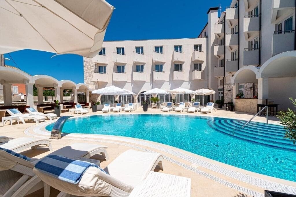 Hotel Korkyra 4*