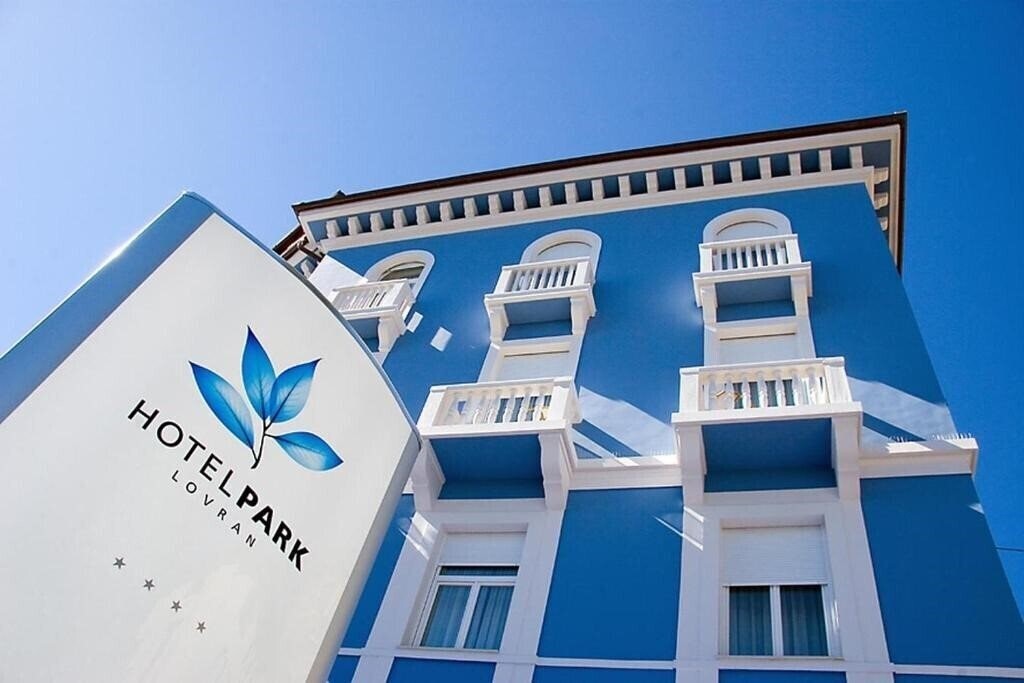 Отель Park Hotel Lovran 4*