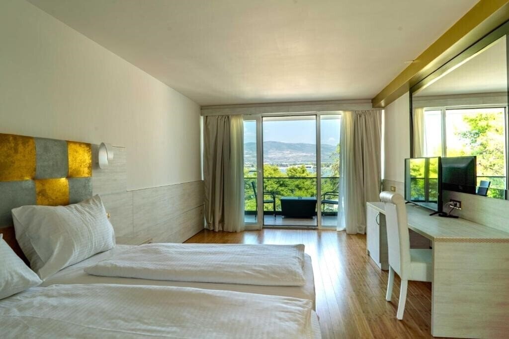 Фото Sveti Kriz Hotel 3*