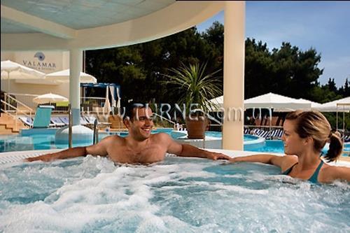 Отель Valamar Koralj Romantic Hotel 3*