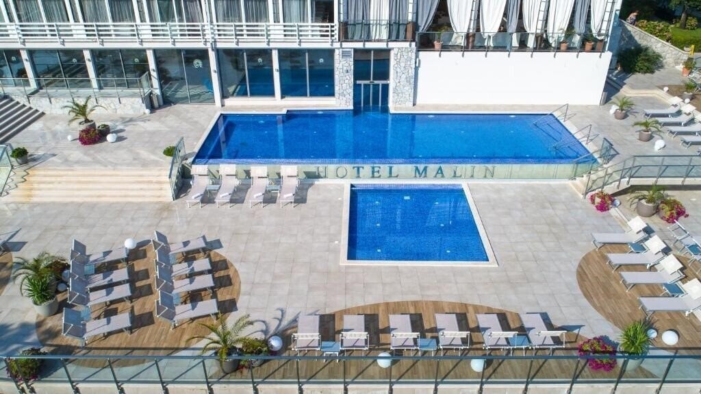 Imaginea Hotel Malin 4*