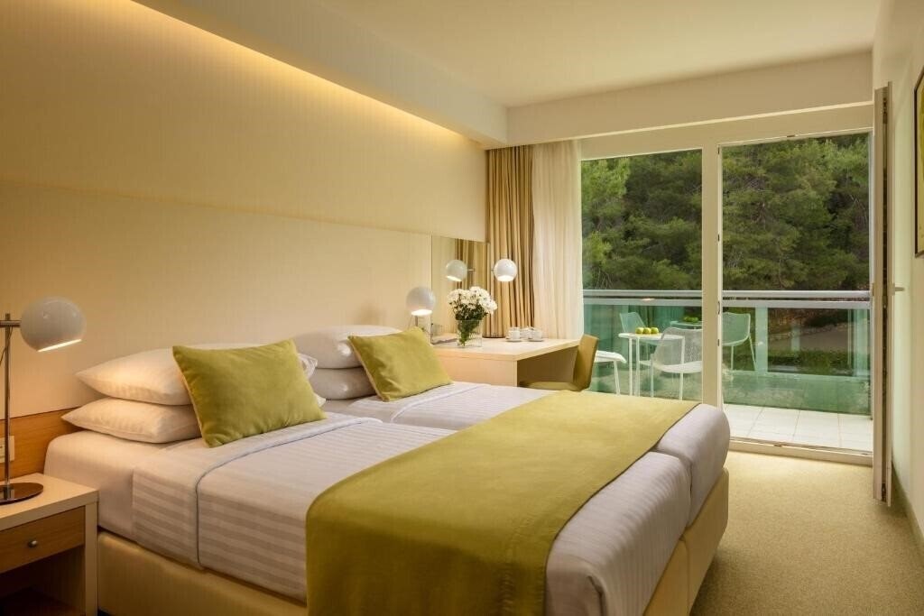 Fotografii Vespera 4*