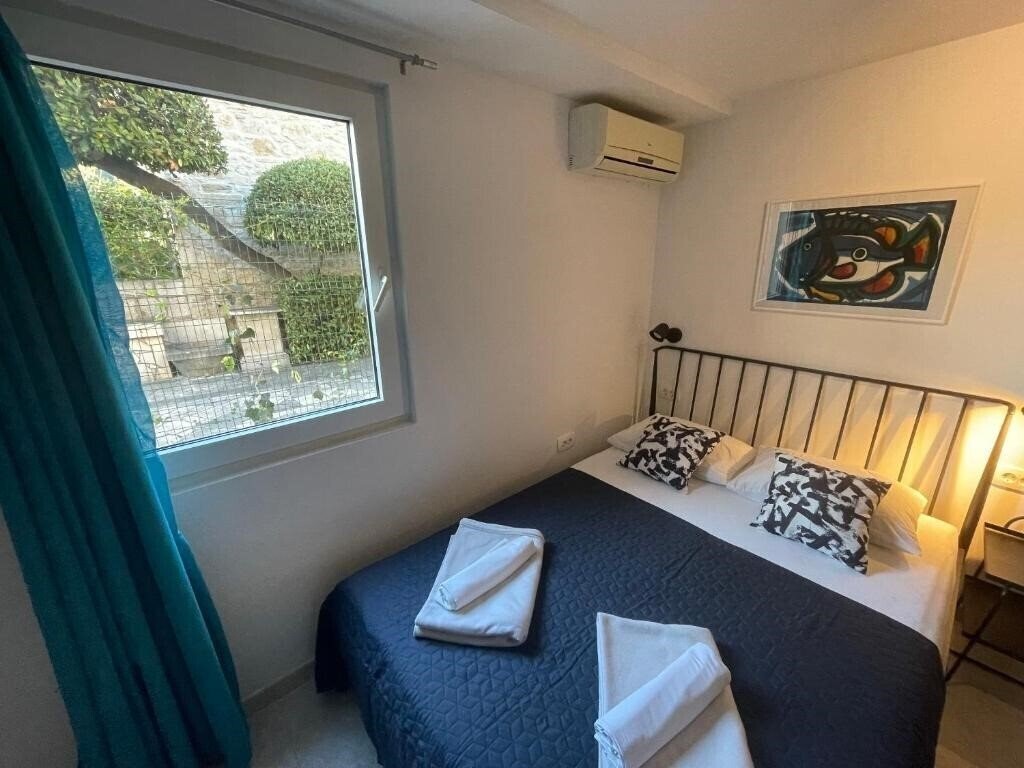 Imaginea App Jugo & Bura 3*